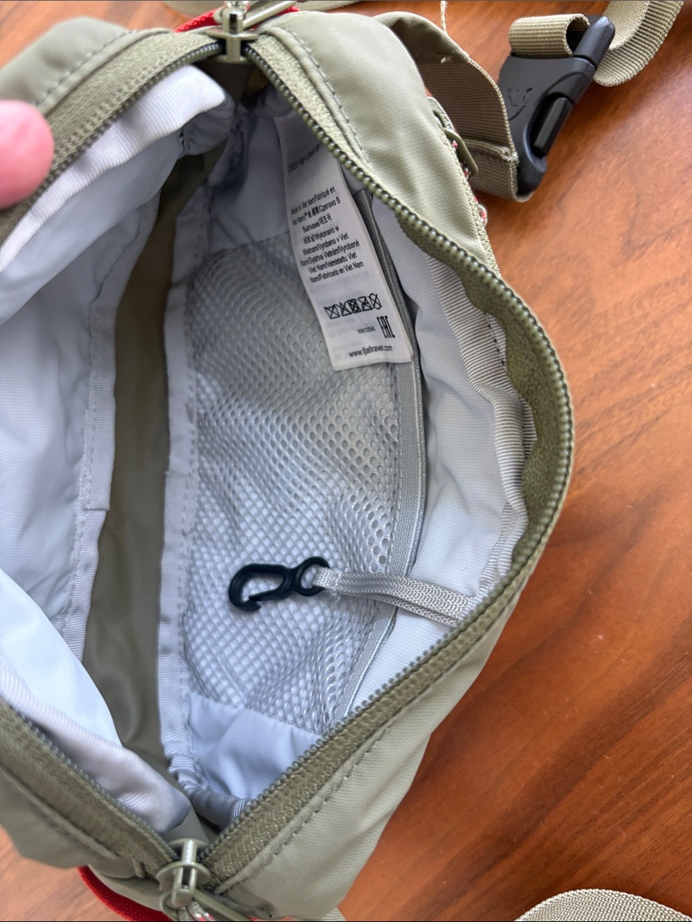 Fjallraven HIGH COAST HIP PACK
EVERYDAY OUTDOOR Green New w/o tags! - Picture 10 of 10